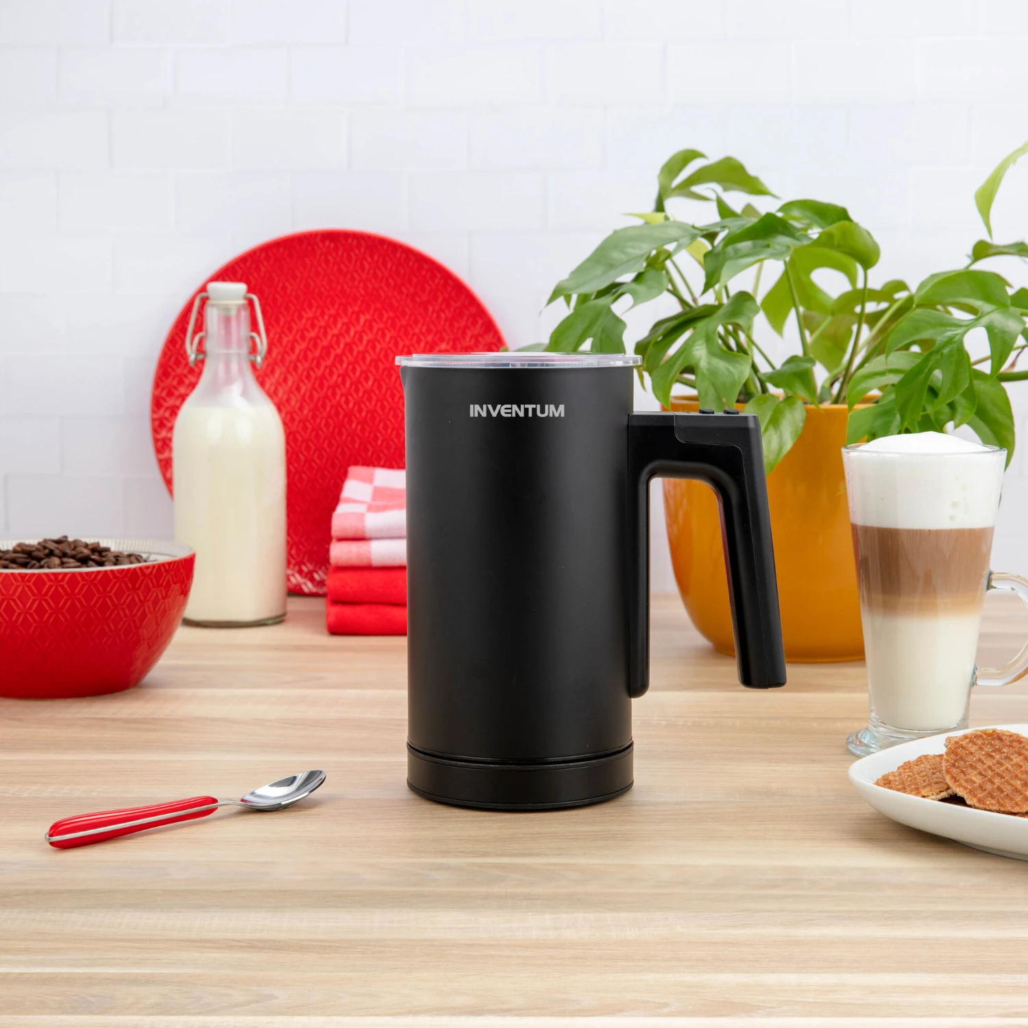 Inventum Melkopschuimer MK560B 150-300 Ml 500W Zwart 2 Inventum Melkopschuimer MK560B 150-300 Ml 500W Zwart - Afbeelding 2