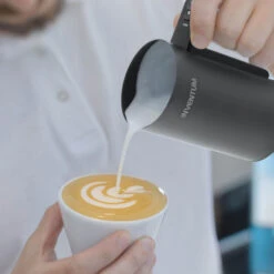 Inventum Melkopschuimer MK560B 150-300 Ml 500W Zwart 15 Inventum Melkopschuimer MK560B 150-300 Ml 500W Zwart -Keukengerei Winkel Online 210 5179 7 1 1